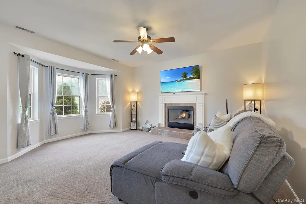 8 Dot Calm Drive Otisville NY 10963