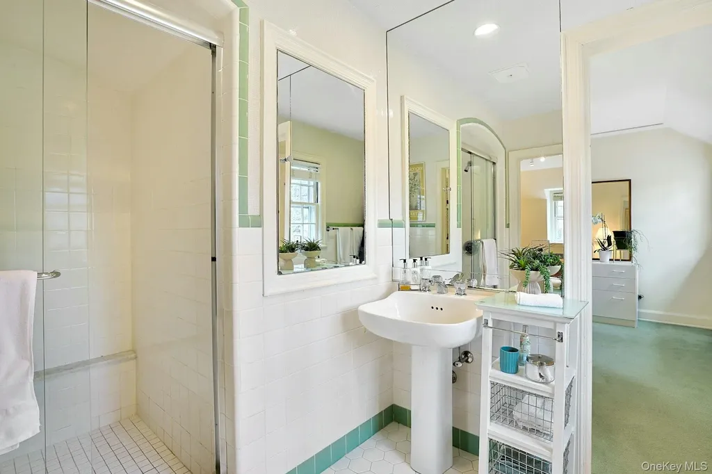 99 Penn Road Scarsdale NY 10583