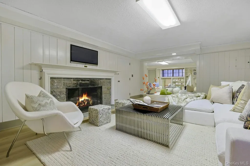 99 Penn Road Scarsdale NY 10583