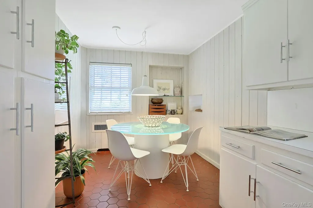 99 Penn Road Scarsdale NY 10583