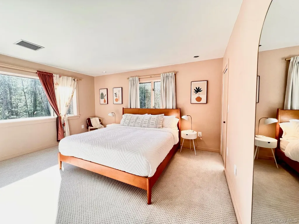 9 Munchkin Lane Kingston NY 12401