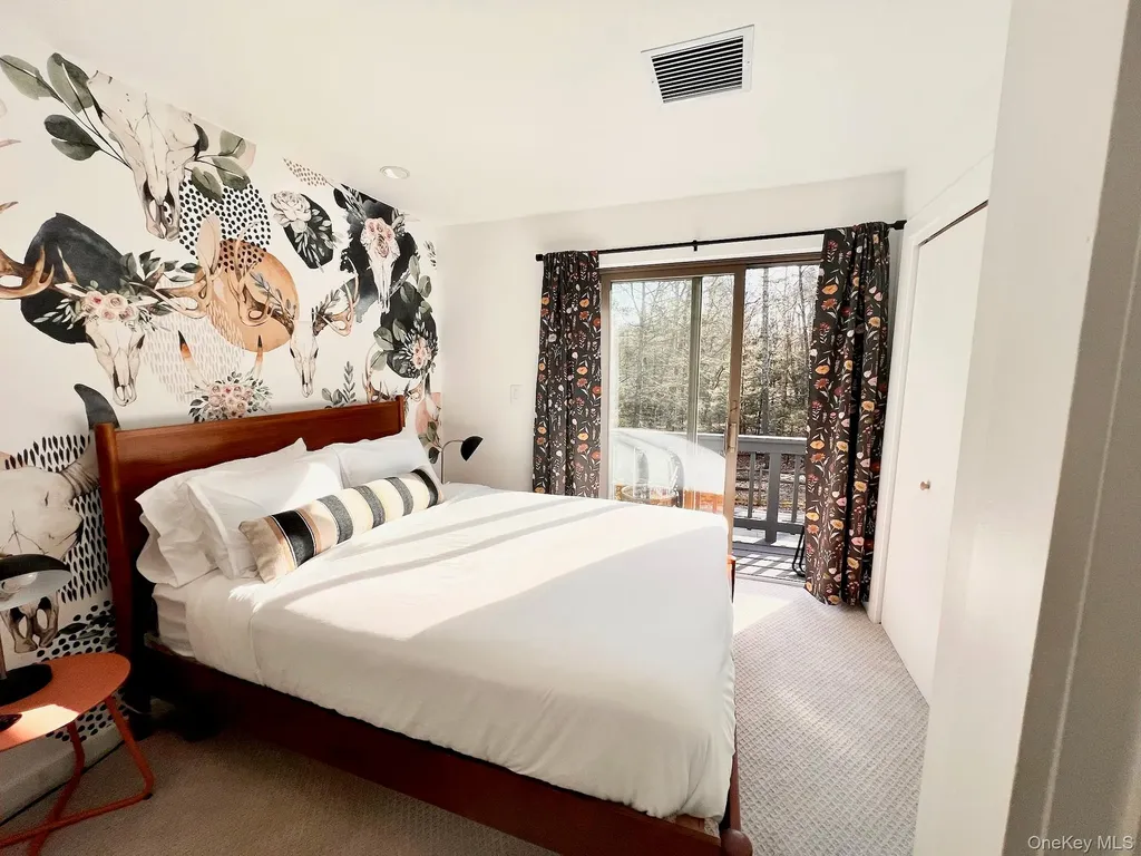 9 Munchkin Lane Kingston NY 12401