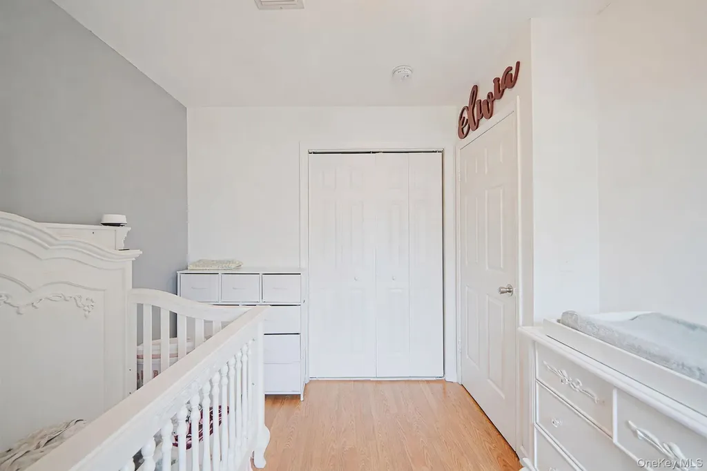 19 Goodwin Lane Coram NY 11727