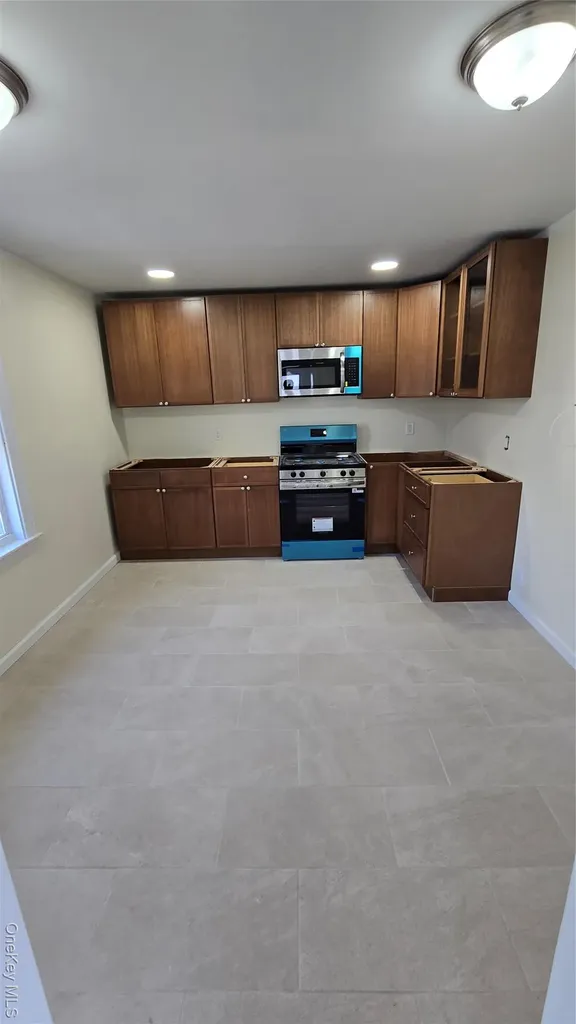 641 S 5th Avenue Mount Vernon NY 10550