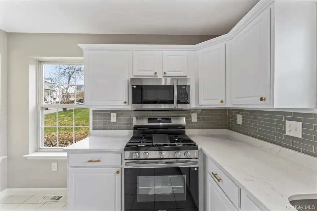 99 Evan Road Warwick NY 10990