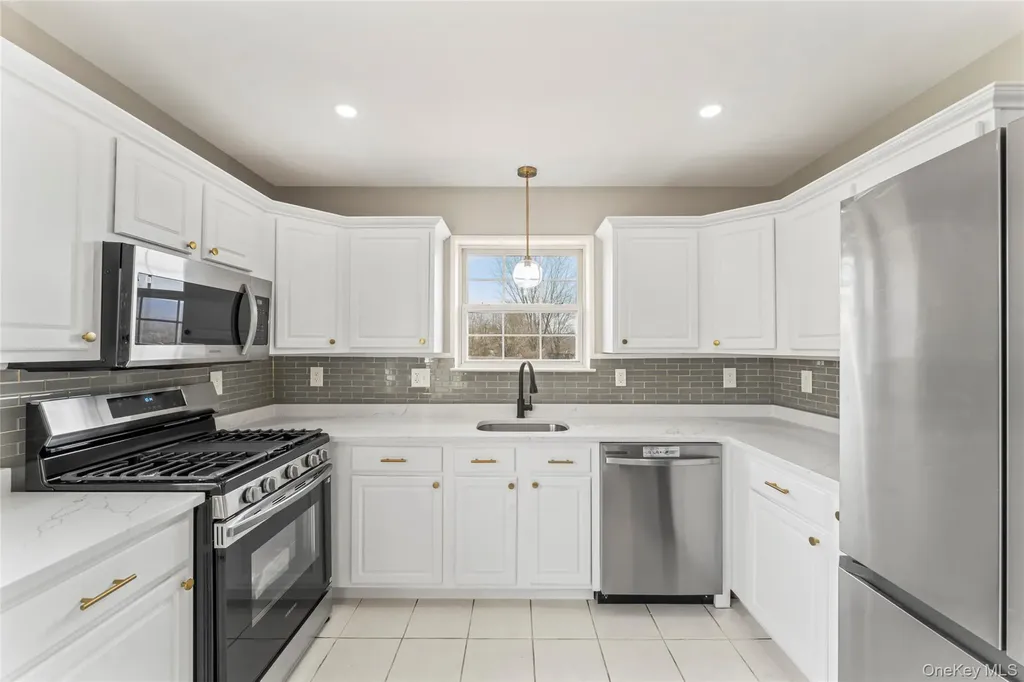99 Evan Road Warwick NY 10990