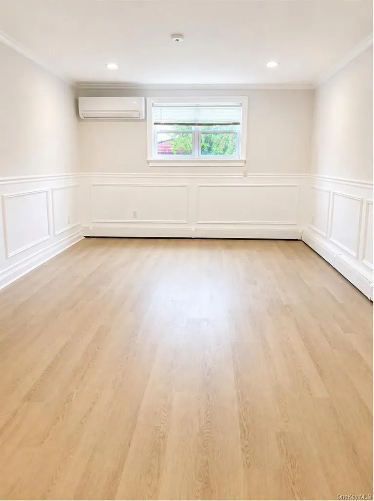 4024 Monticello Avenue Bronx NY 10466