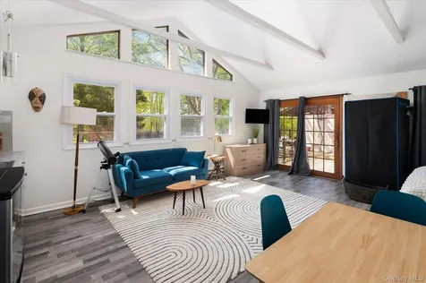 37 Mekeel Street Katonah NY 10536
