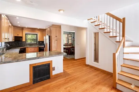 37 Mekeel Street Katonah NY 10536