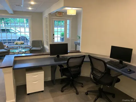 30 Village Green Bedford NY 10506