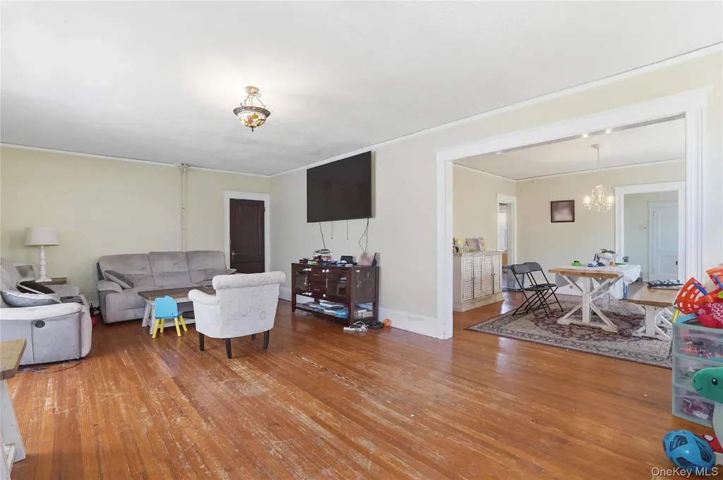 148 Clinton Avenue Nyack NY 10960