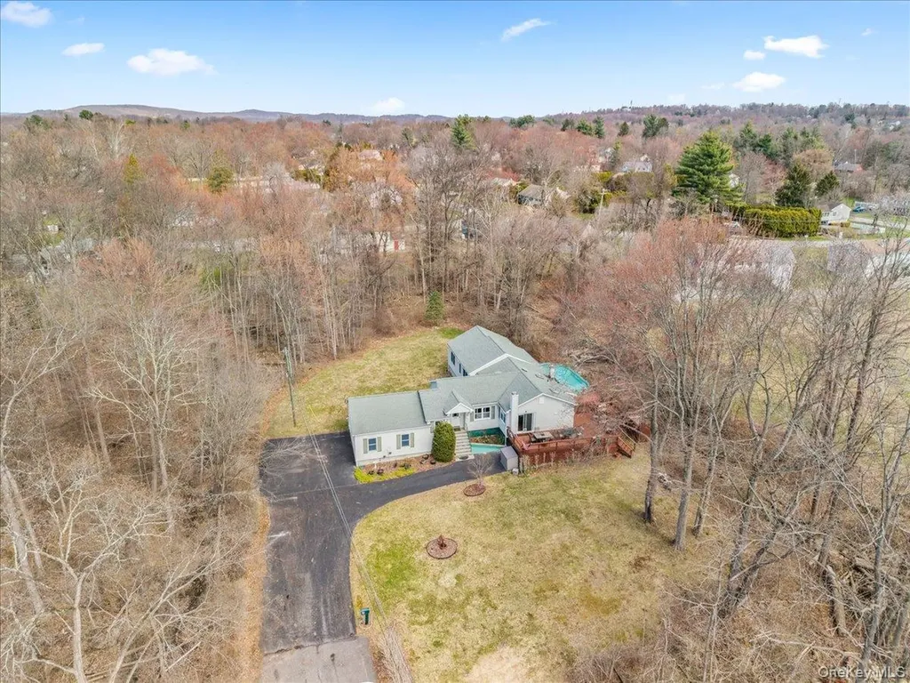 2672 Loretta Street Yorktown Heights NY 10598