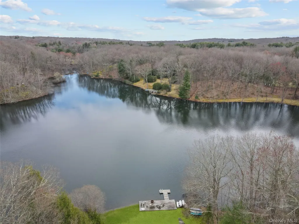 19 Millertown Road Bedford NY 10506