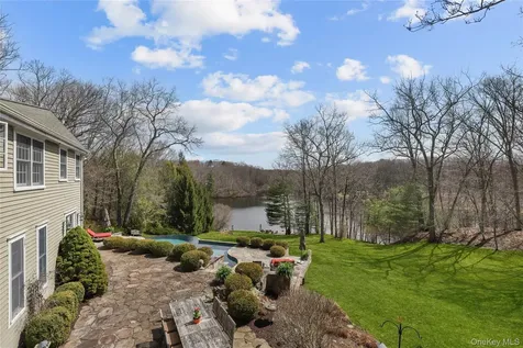 19 Millertown Road Bedford NY 10506