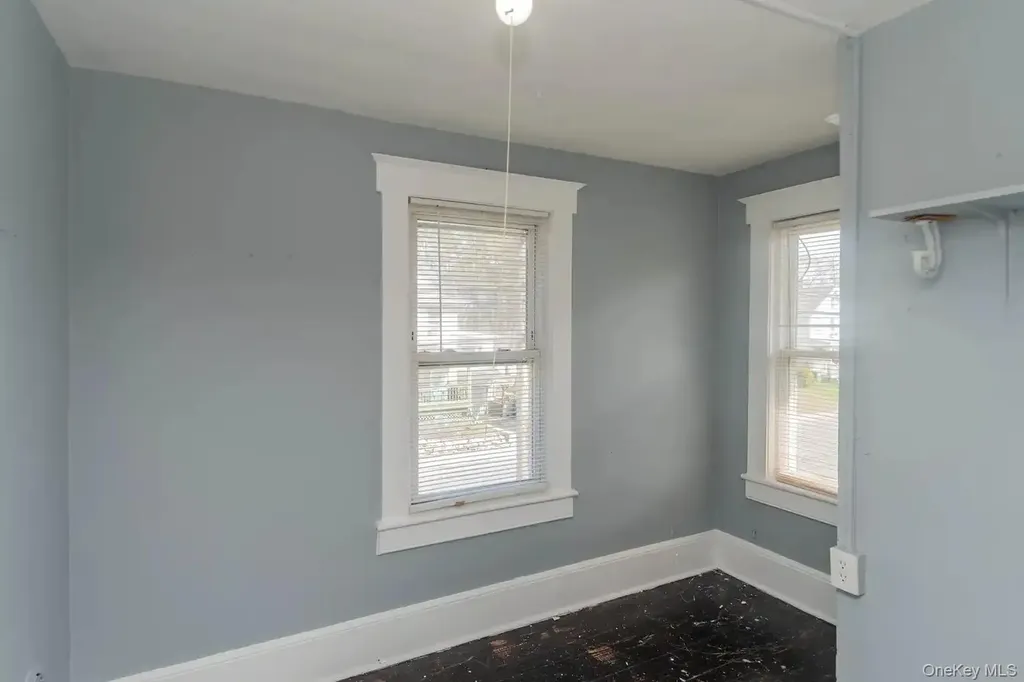 206 W Main Street Middletown NY 10940