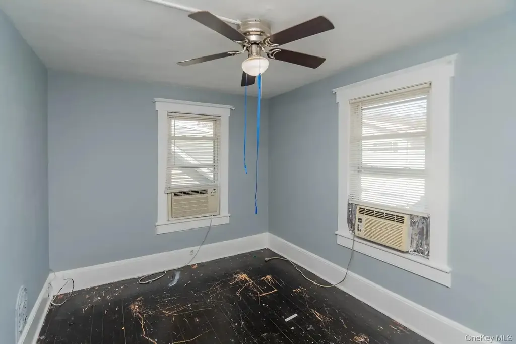 206 W Main Street Middletown NY 10940