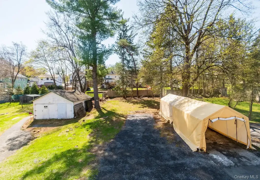 206 W Main Street Middletown NY 10940