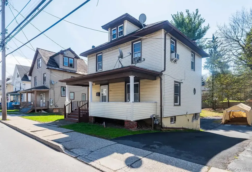 206 W Main Street Middletown NY 10940