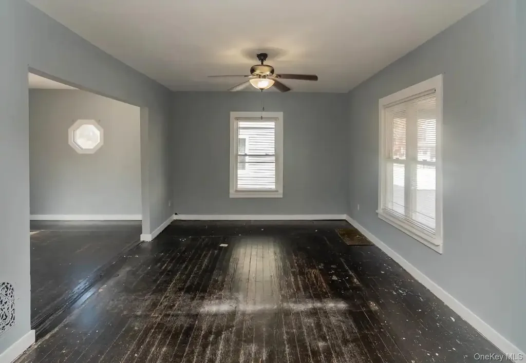 206 W Main Street Middletown NY 10940