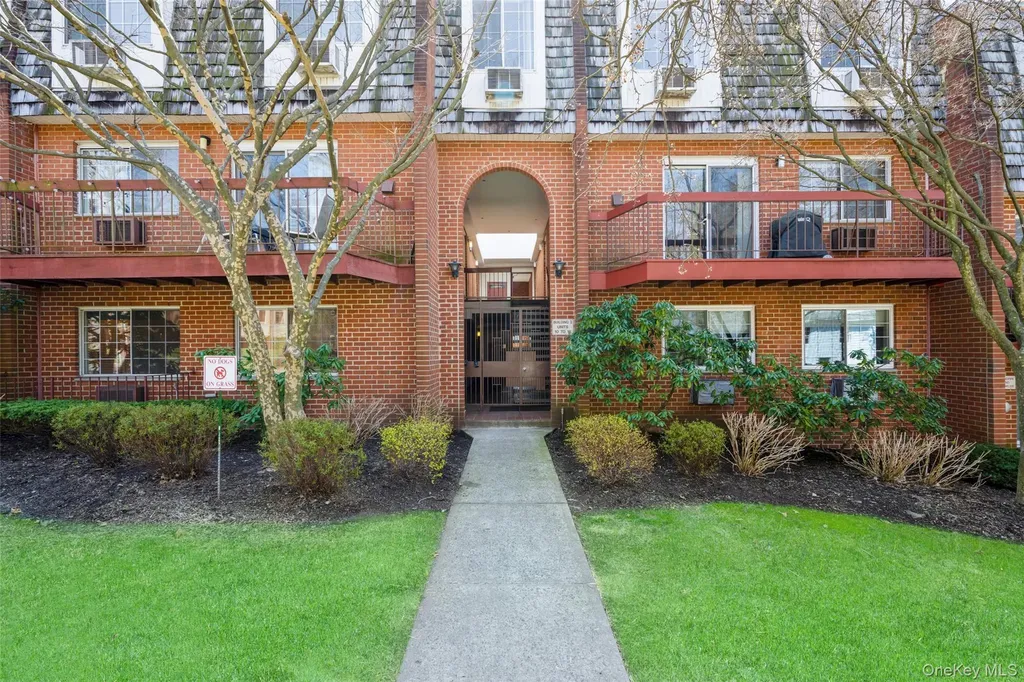 55 N Broadway White Plains NY 10601