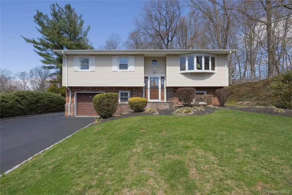 196 E Townline Road West Nyack NY 10994