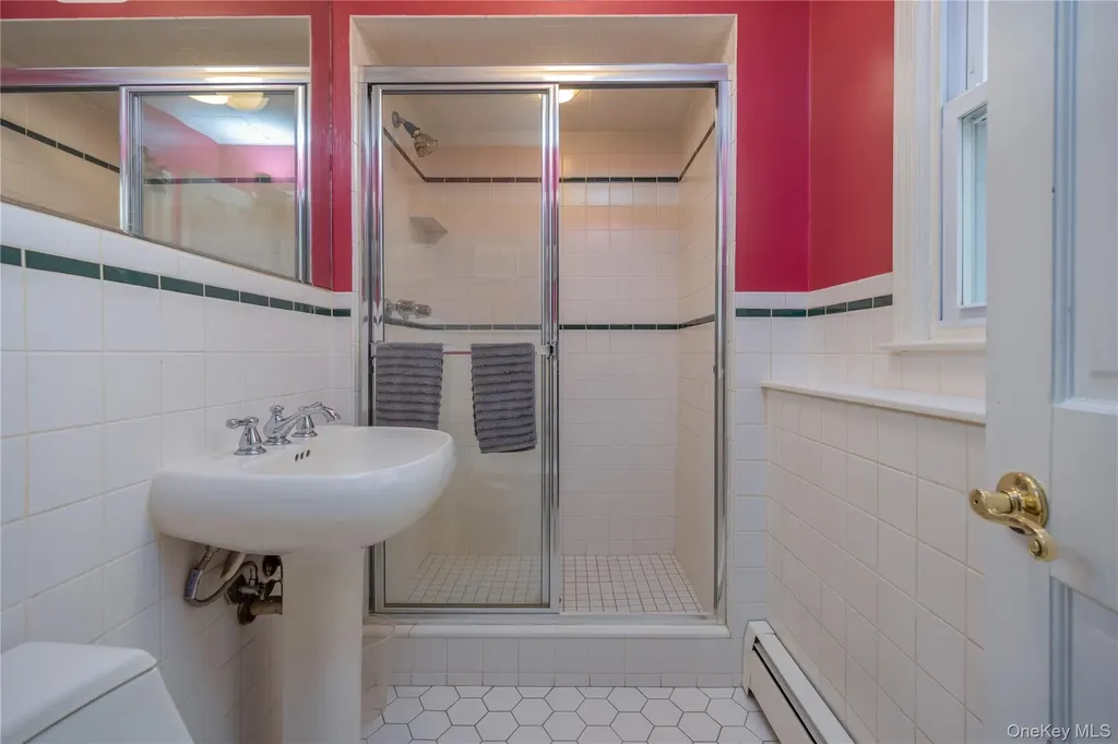 196 E Townline Road West Nyack NY 10994