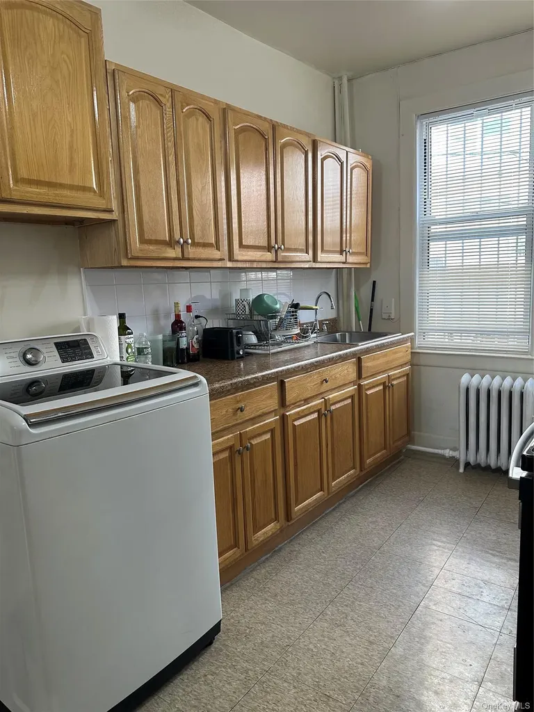 710 E 211th Street Bronx NY 10467