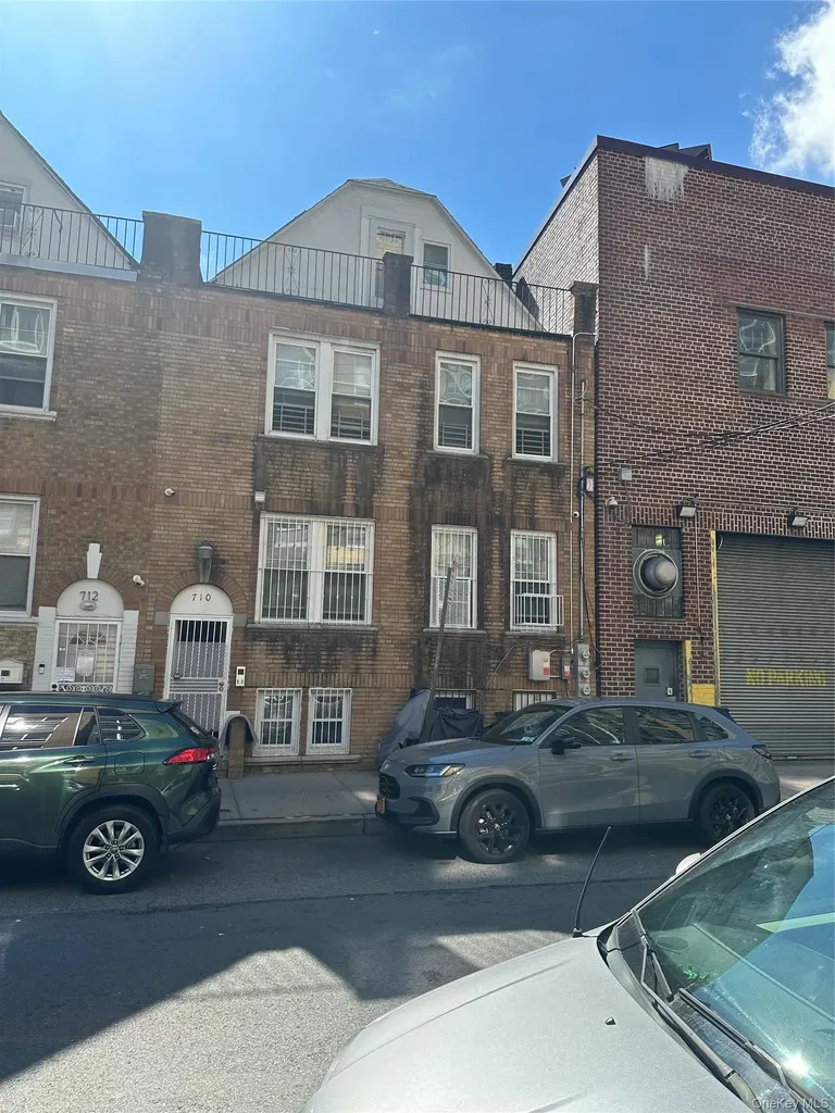 710 E 211th Street Bronx NY 10467