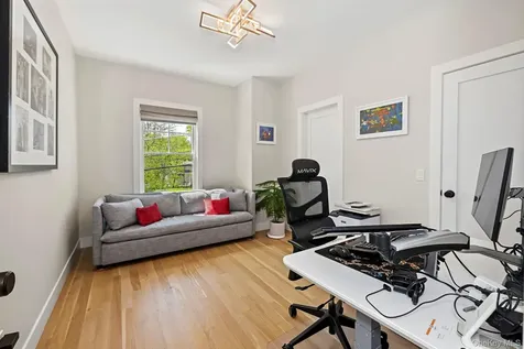 407 Wilmot Road New Rochelle NY 10804