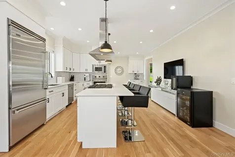 407 Wilmot Road New Rochelle NY 10804