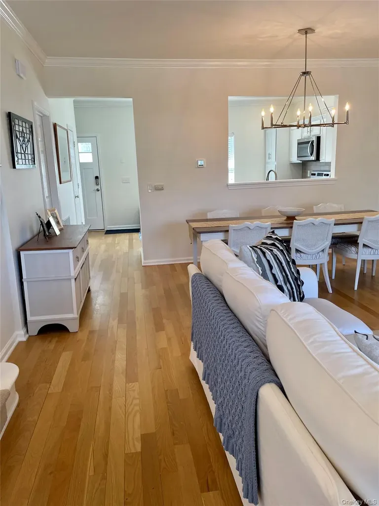 359 Verplanck Avenue Beacon NY 12508