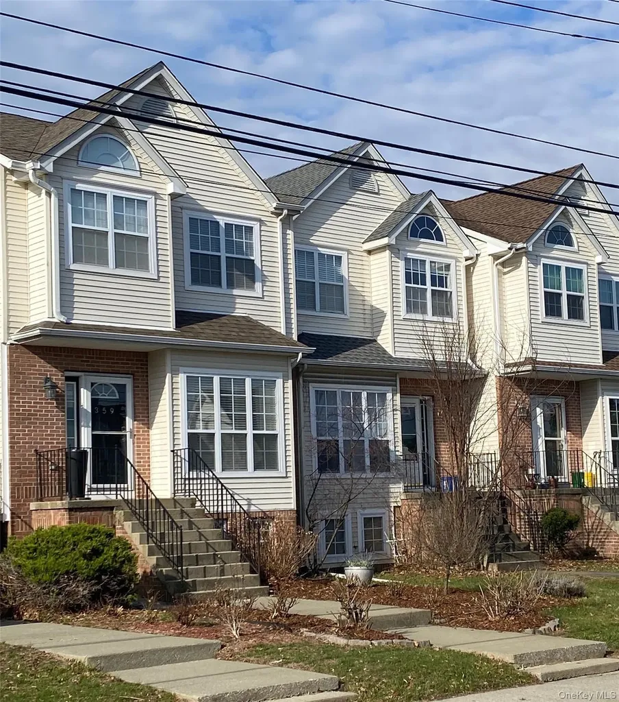 359 Verplanck Avenue Beacon NY 12508