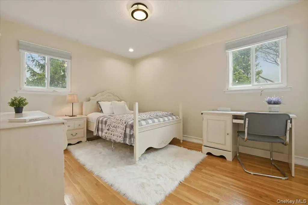 74 Rockland Drive Jericho NY 11753