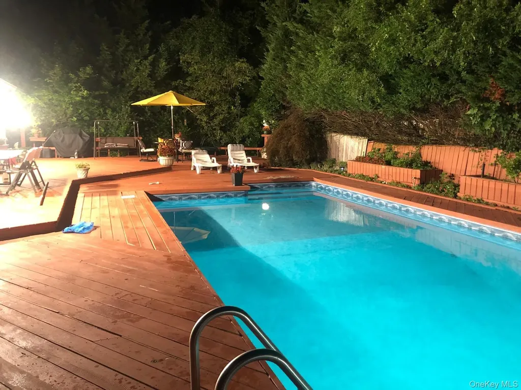 74 Rockland Drive Jericho NY 11753