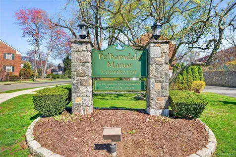 115 Robins Road New Rochelle NY 10801