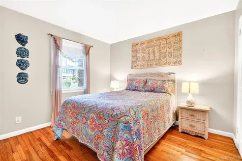 115 Robins Road New Rochelle NY 10801