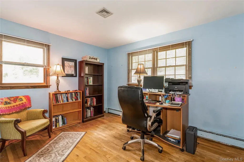 32 Lower Cross Shoreham NY 11786