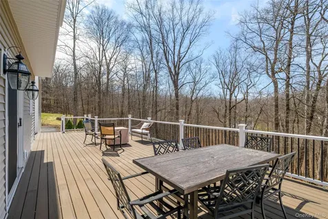 17 Weldon Woods Connecticut Road New Fairfield CT 06812