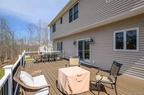 17 Weldon Woods Connecticut Road New Fairfield CT 06812