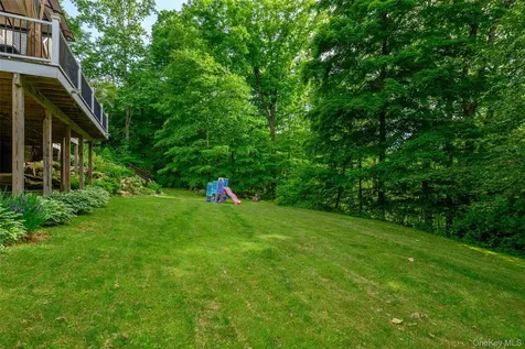 17 Weldon Woods Connecticut Road New Fairfield CT 06812