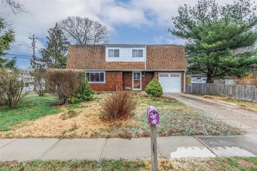 1 Bear Street Selden NY 11784