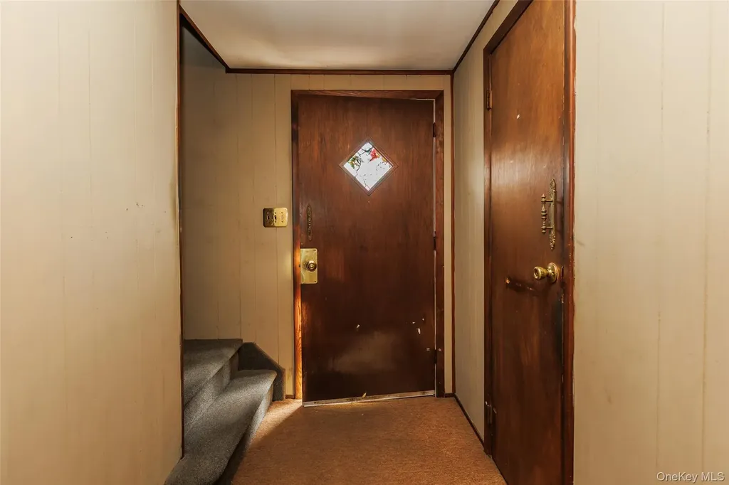 1 Bear Street Selden NY 11784