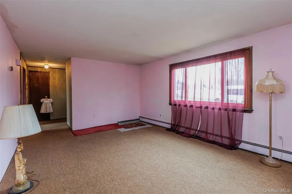 1 Bear Street Selden NY 11784