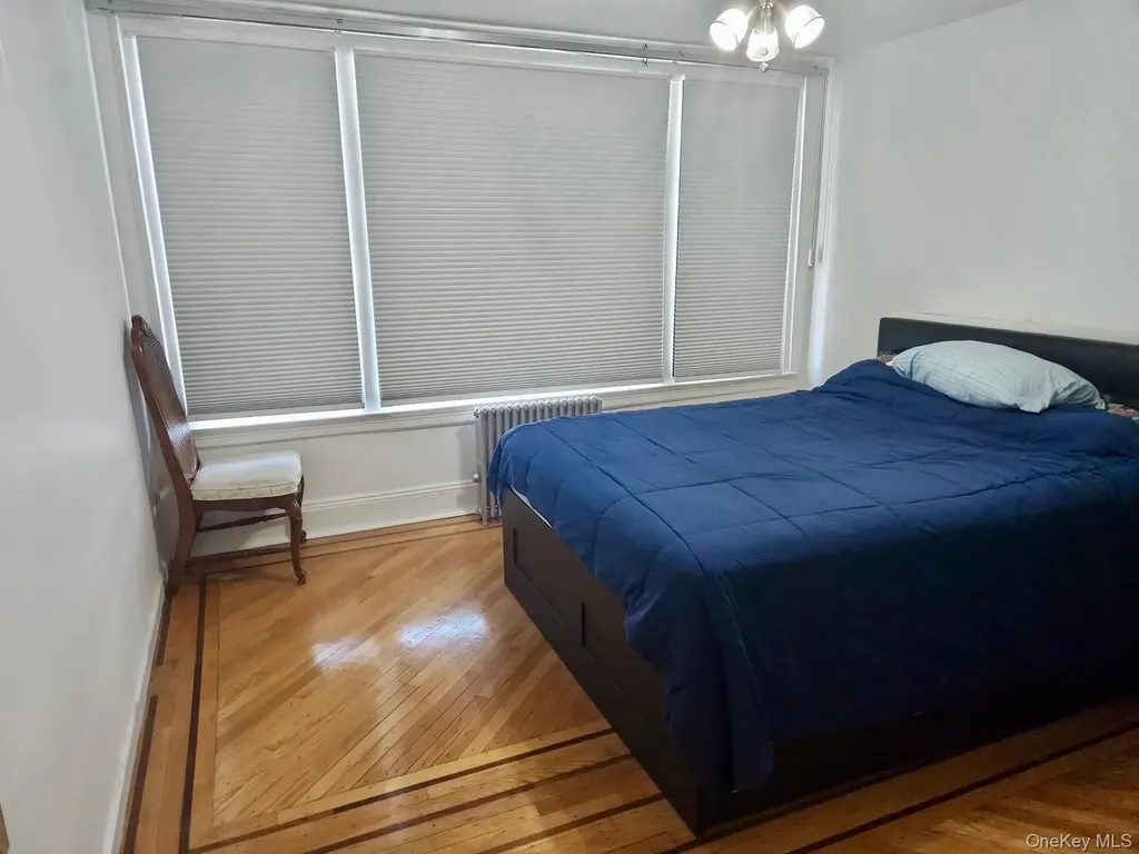 7848 83rd Street Glendale NY 11385