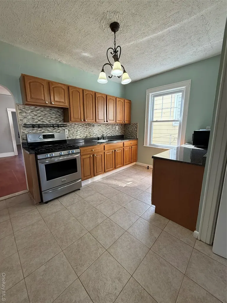 7848 83rd Street Glendale NY 11385