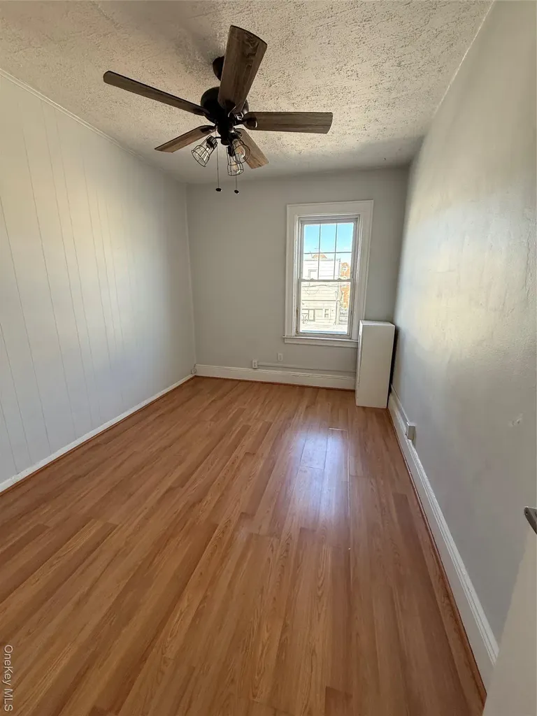 7848 83rd Street Glendale NY 11385