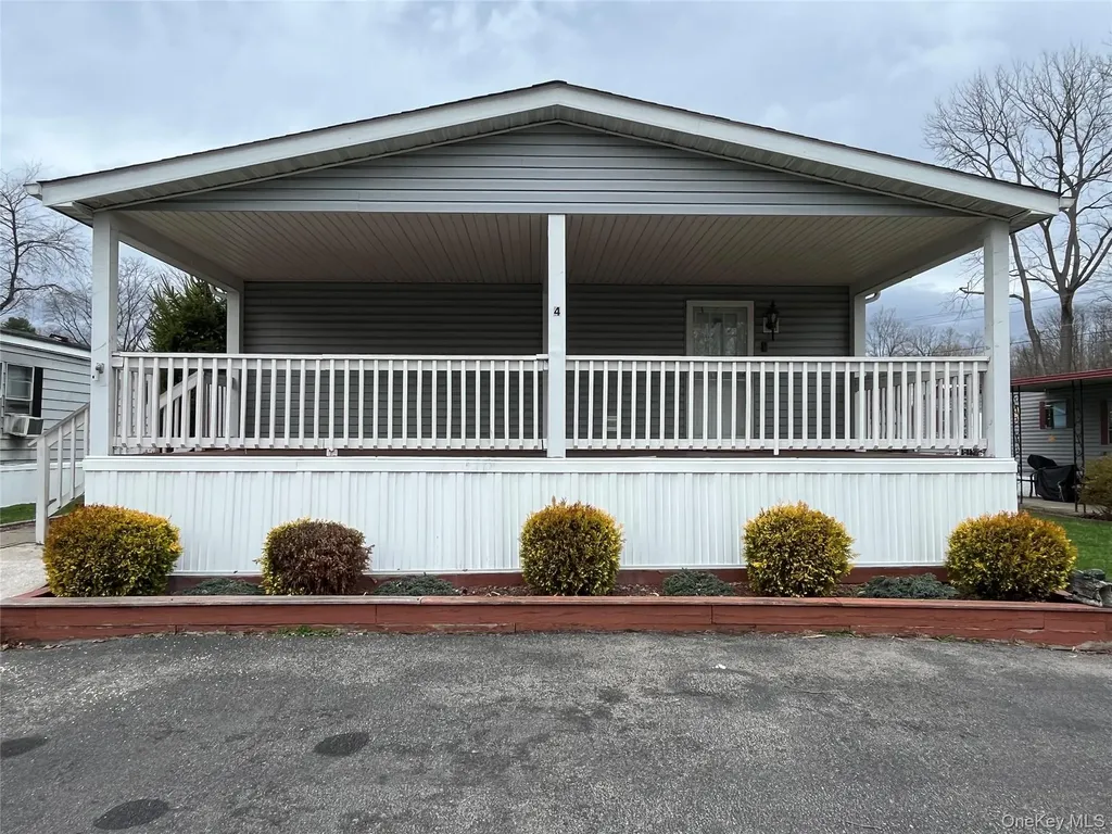 4 Scribo Lane Wappingers Falls NY 12590