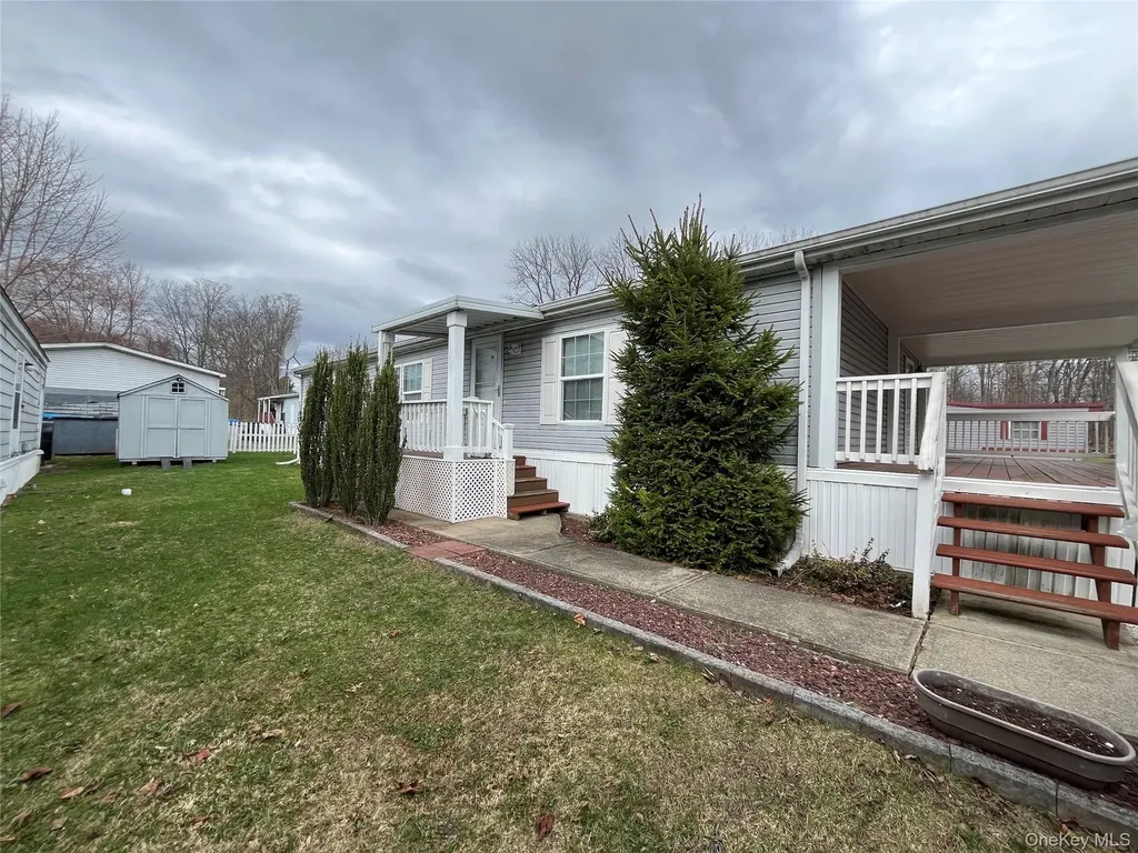 4 Scribo Lane Wappingers Falls NY 12590
