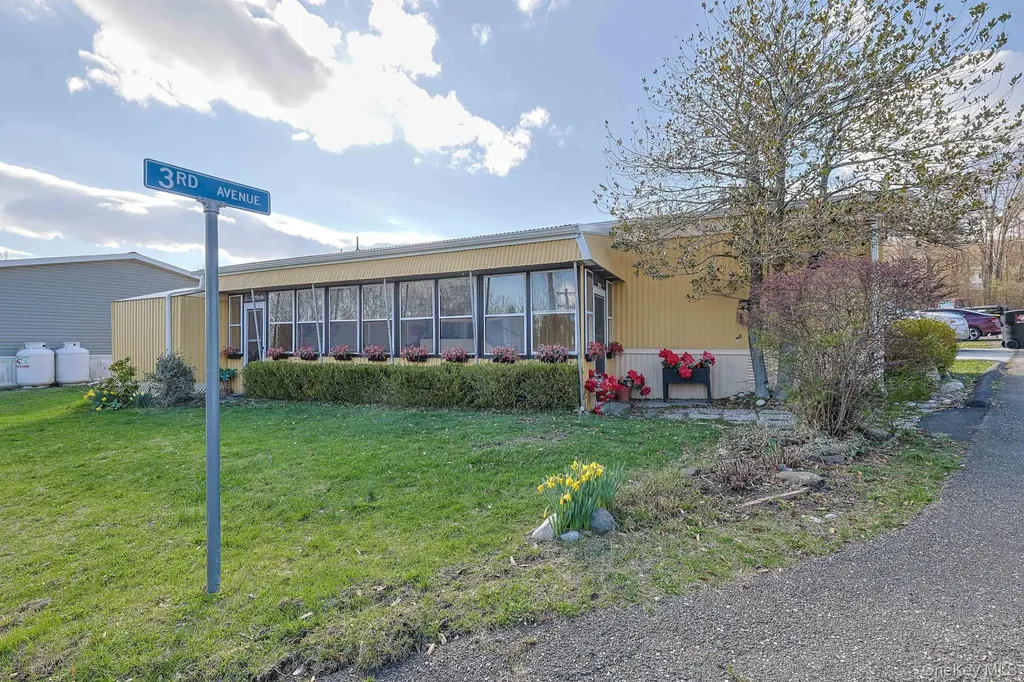 301 3rd Avenue Middletown NY 10941