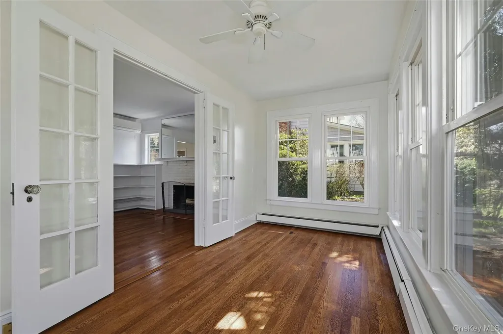 151 Hillcrest Avenue Manhasset NY 11030